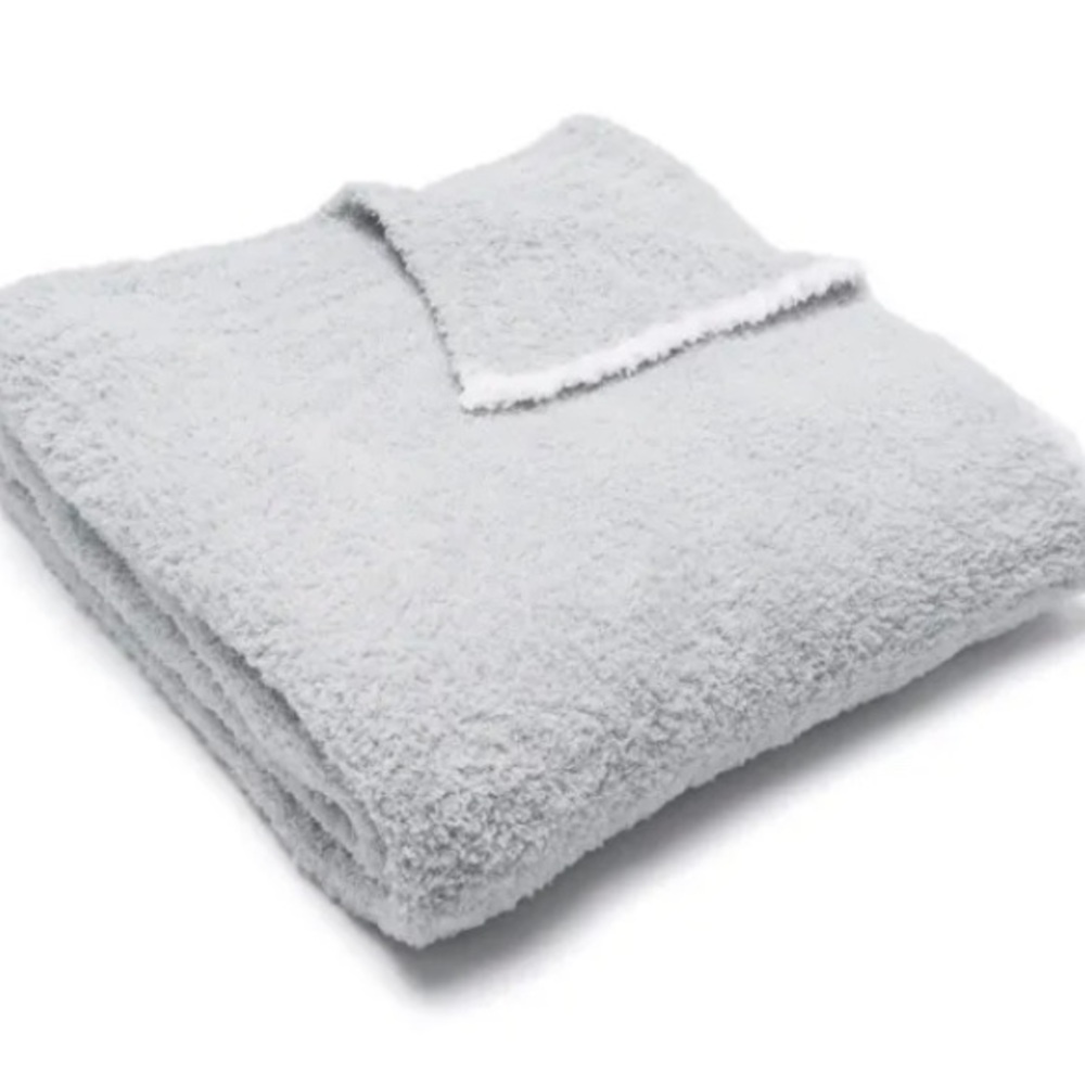 New With Tags-Barefoot Dreams Throw Ocean-White